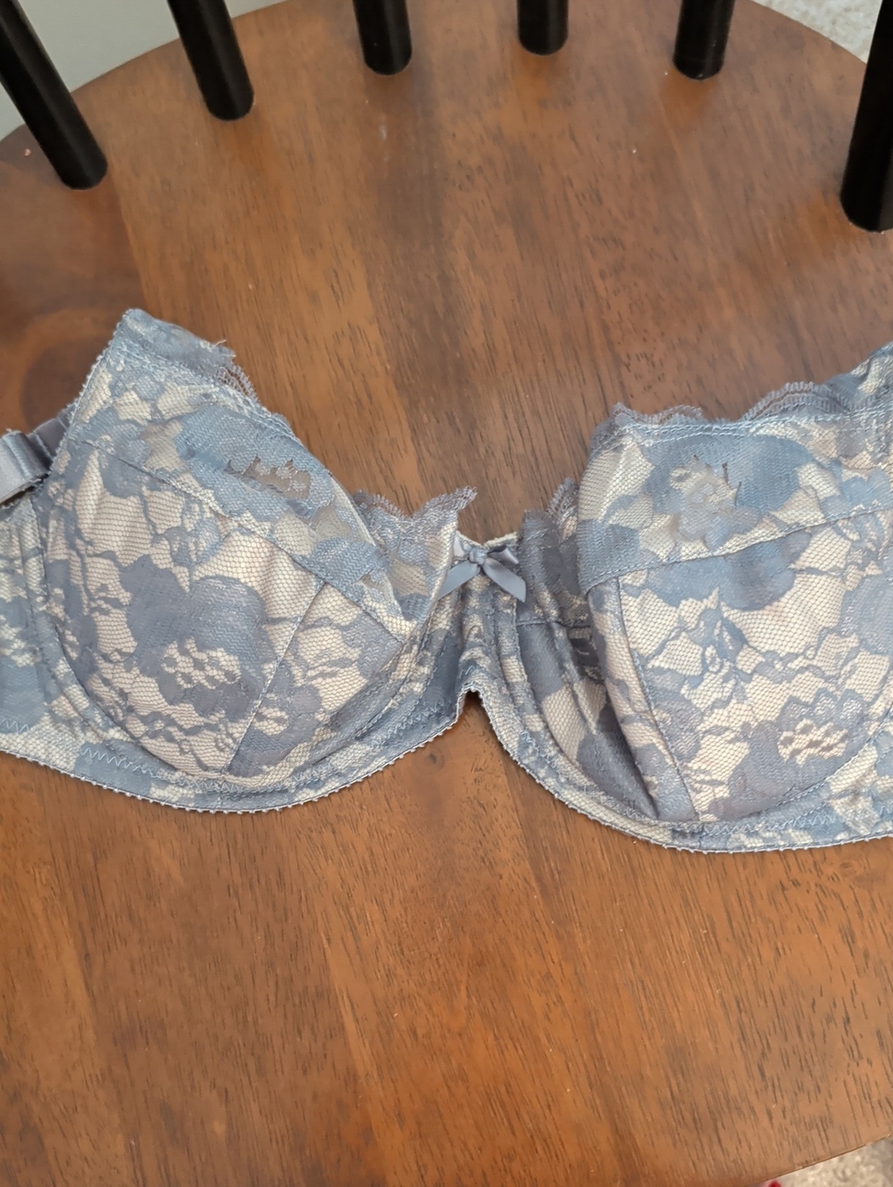 Frederick's of Hollywood Light Lilac Colored Lace Underwire Bra
